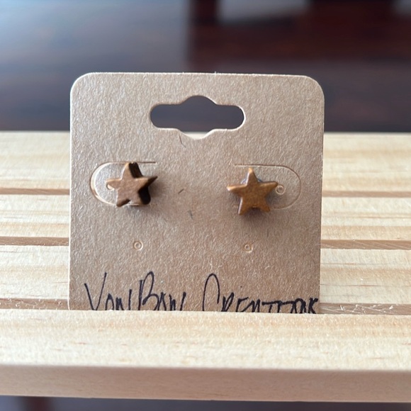 Handmade Star Earrings - Picture 1 of 1